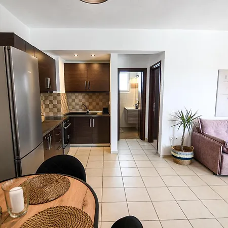 Uranya 2 Apartment *