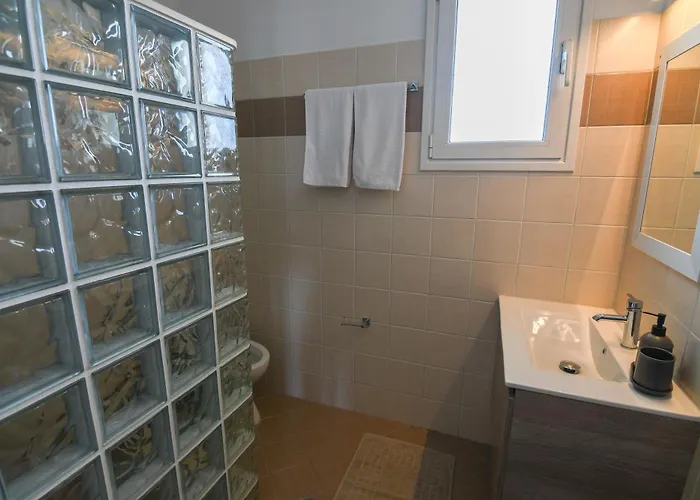 Lejlighed Uranya 2 *